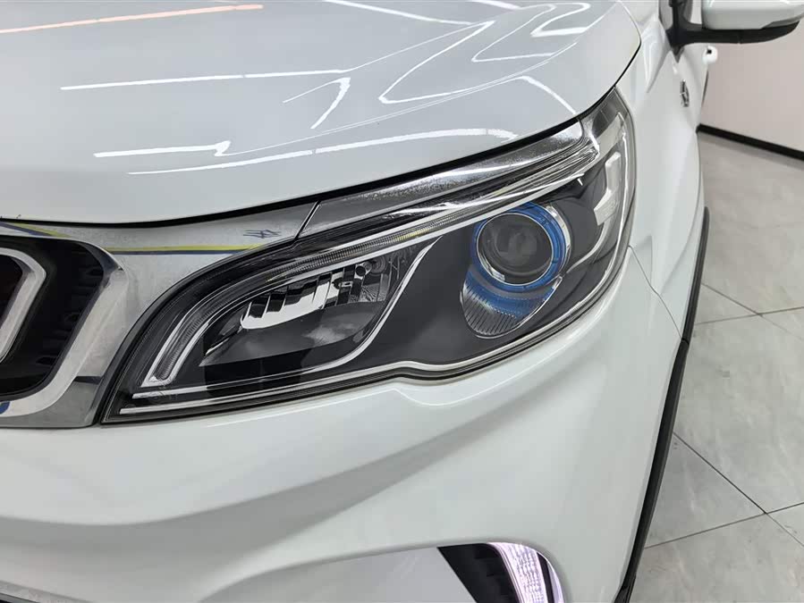 GEELY 2019 car image #6