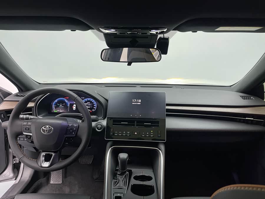 Toyota Avalon 2025 car image #6