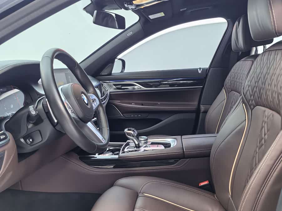 BMW 7 Series 2022 car image #6