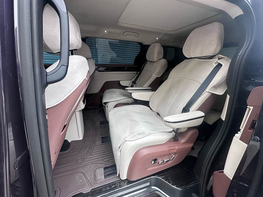 BYD Xia 2025 car image #6