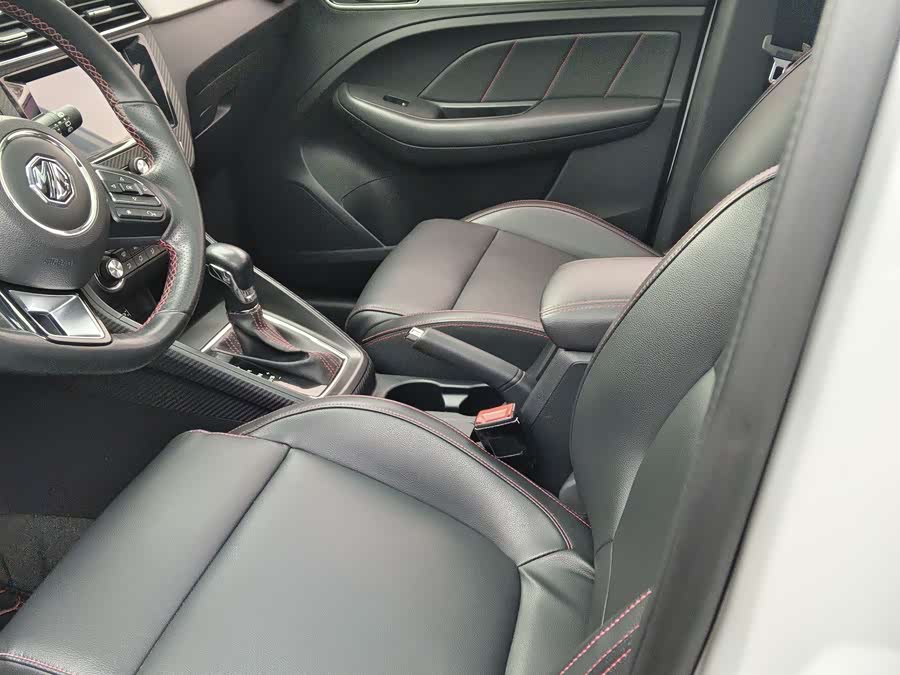 MG ZS 2017 #6 MG ZS 2017 car image #6