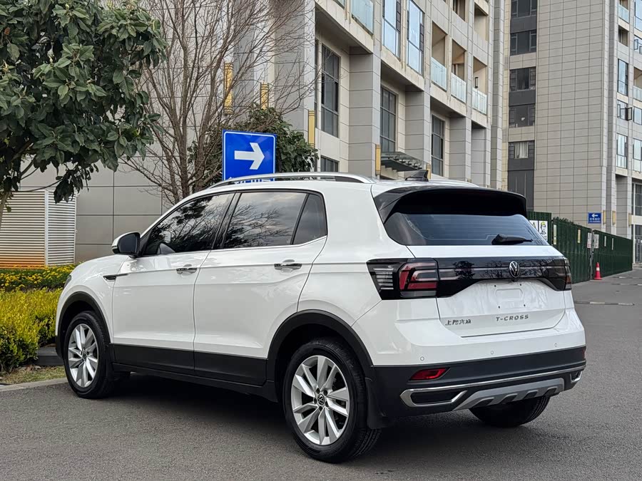 Volkswagen T-Cross 2021 #6 Volkswagen T-Cross 2021 car image #6