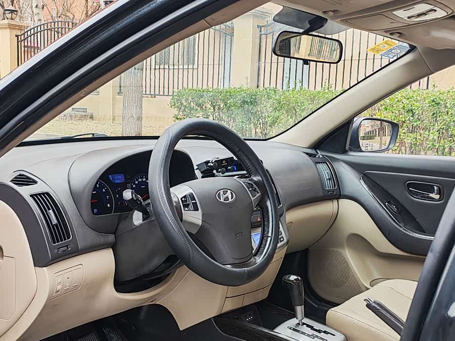 Hyundai Elantra HD 2013 car image #6