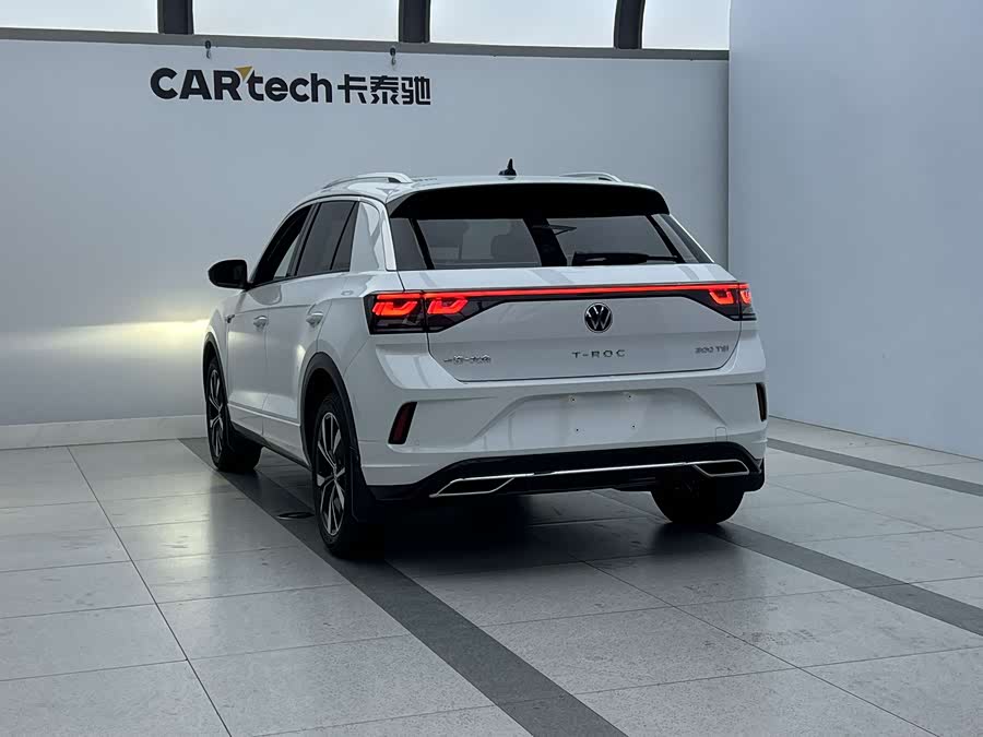 Volkswagen T-Roc 2024 #6 Volkswagen T-Roc 2024 car image #6