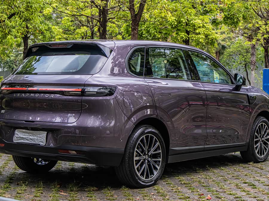 零跑汽车 零跑B10 2025 汽车图片 #6