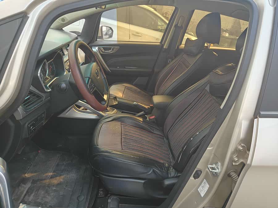 GEELY Vision X3 2018 car image #6