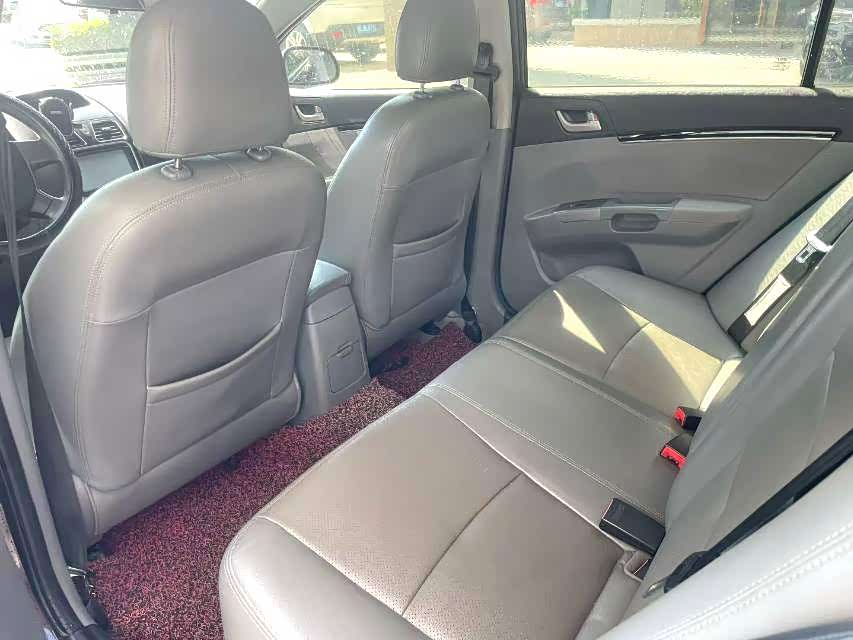 GEELY Emgrand Classic 2014 car image #6