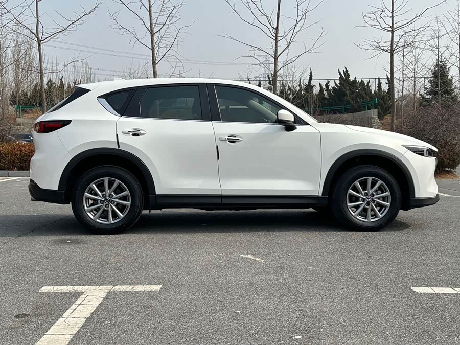 Mazda CX-5 2023 car image #6