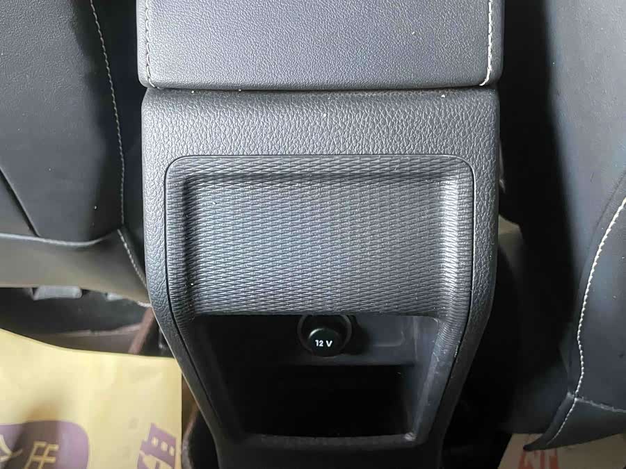 Skoda Kamiq 2023 car image #6