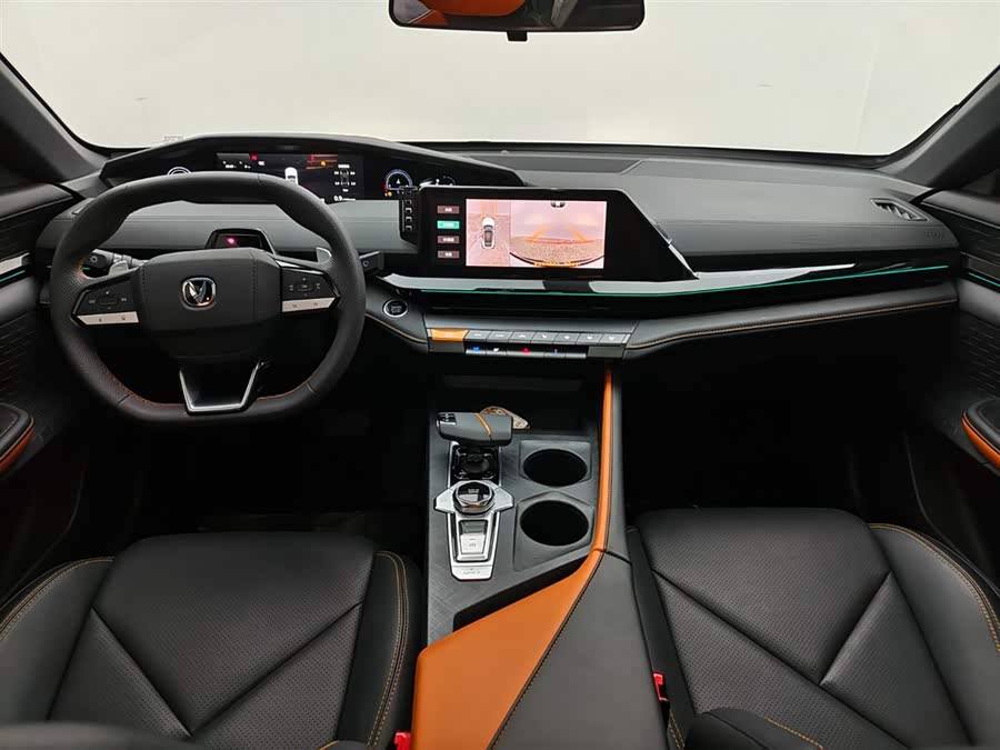 Changan UNI-V 2023 immagine di auto #6