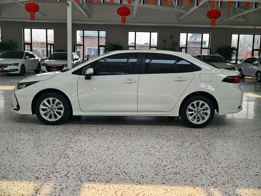 Toyota Corolla 2017 car image #6