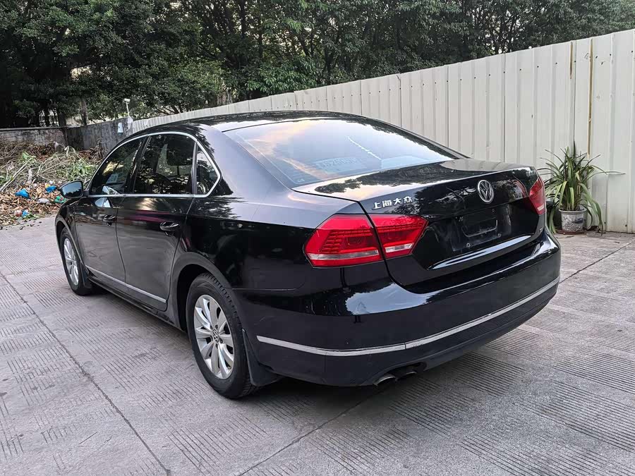 Volkswagen Passat 2015 car image #6