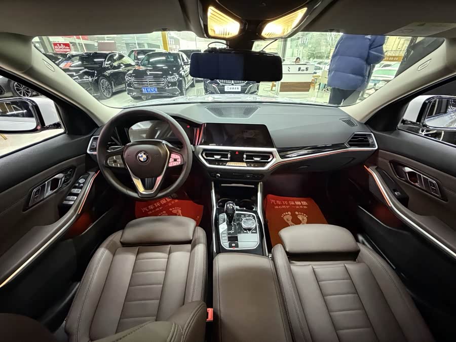 BMW 3 Series 2019 #6 BMW 3 Series 2019 car image #6