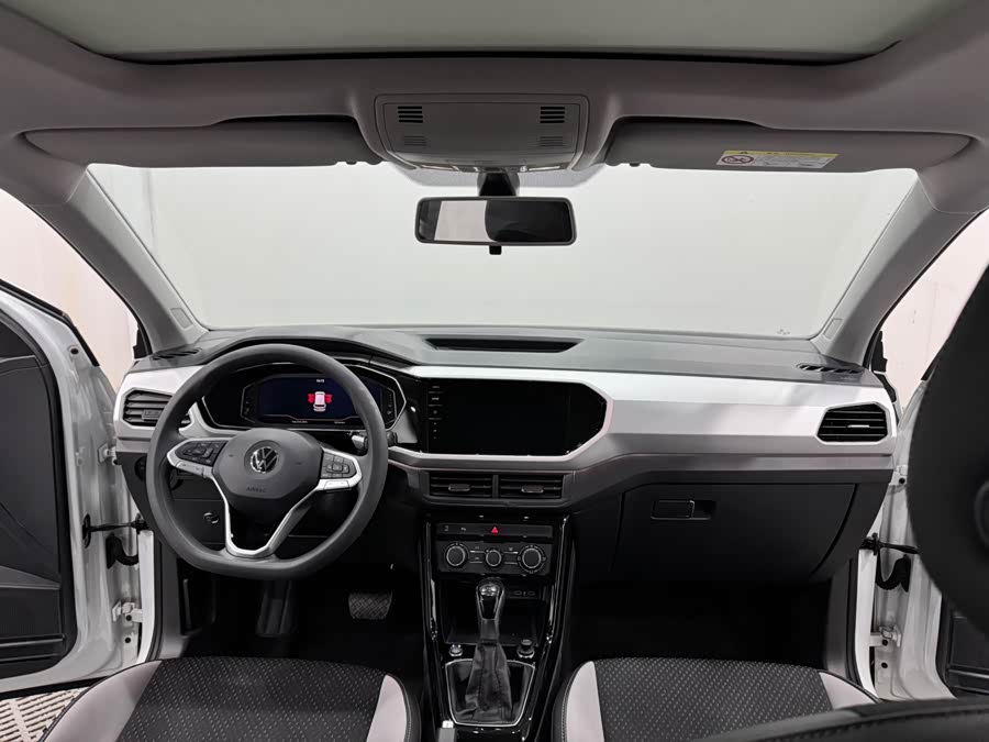 Volkswagen Tacqua 2023 car image #6