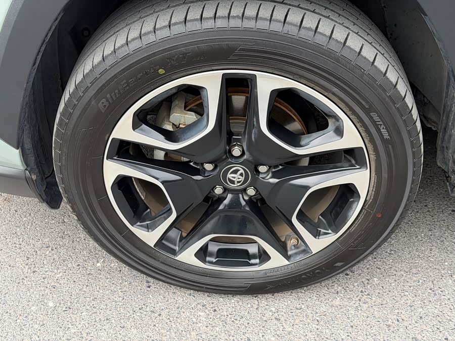 Toyota RAV4 2020 car image #6