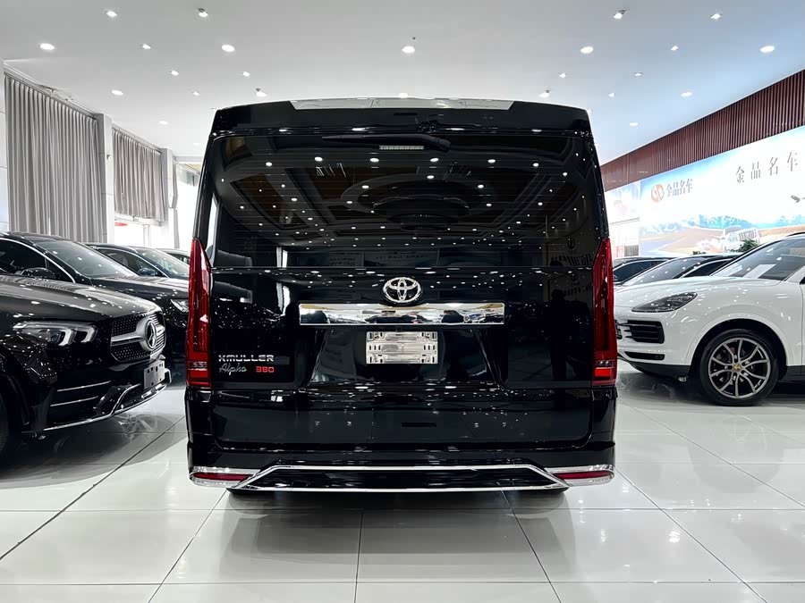 Toyota 2025 car image #6