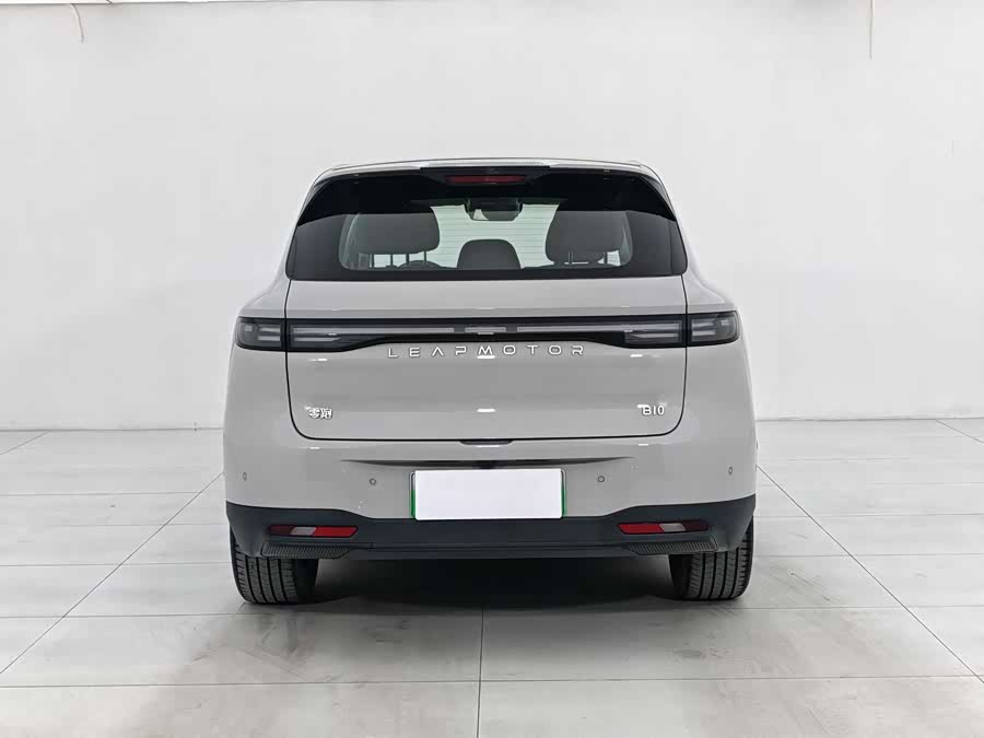 零跑汽车 零跑B10 2025 汽车图片 #6