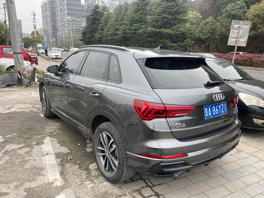 Audi Q3 2021 car image #6