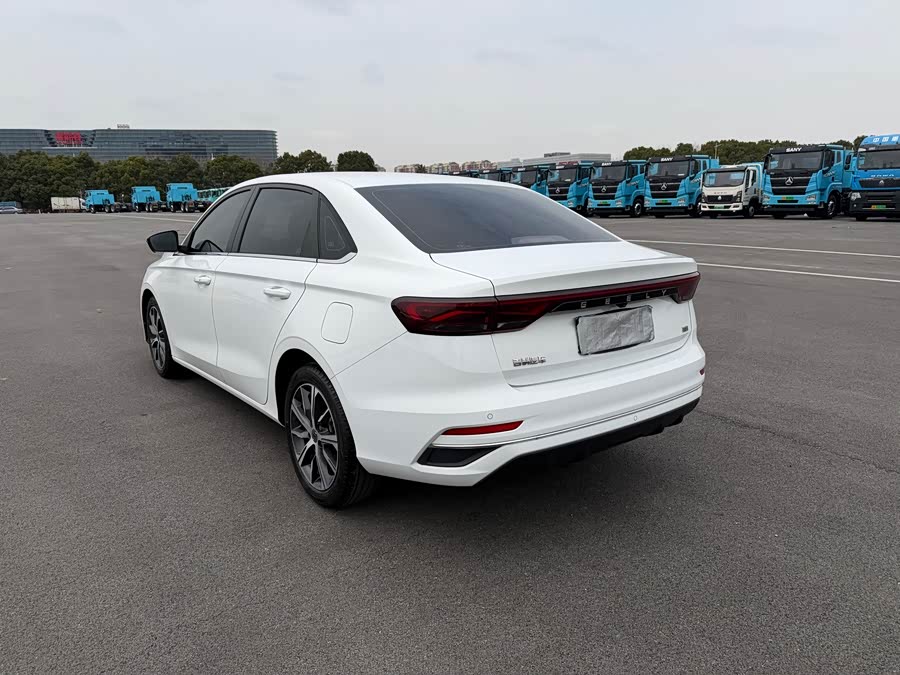 GEELY Emgrand 2021 car image #6