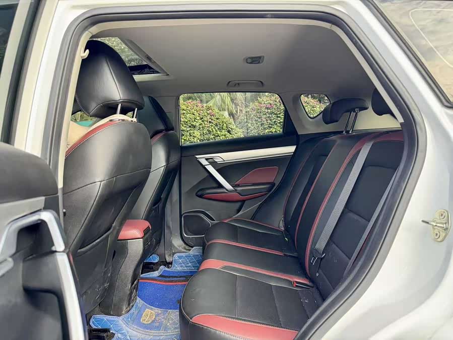 GEELY Coolray 2021 immagine di auto #6