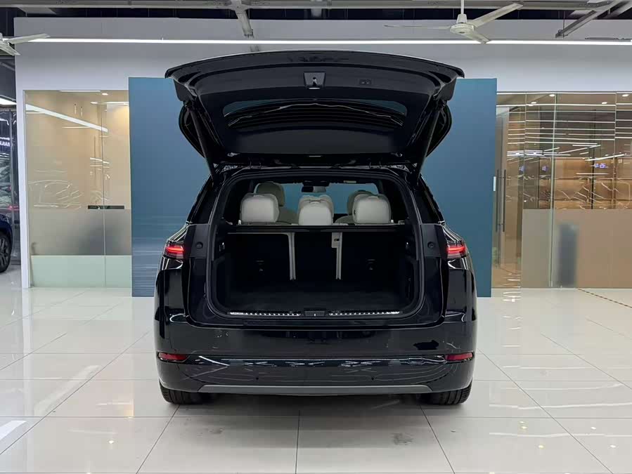 Li L7 2025 immagine di auto #6