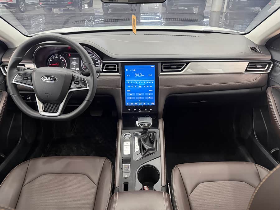 JAC 2020 car image #6