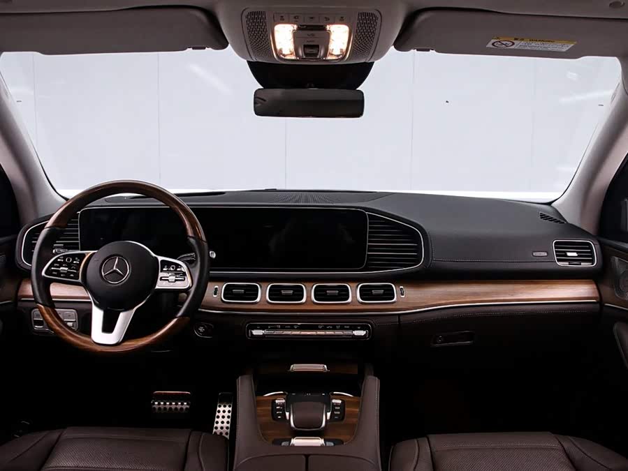 Mercedes-Benz GLS Class 2023 car image #6