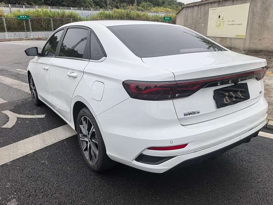 GEELY Emgrand 2023 car image #6