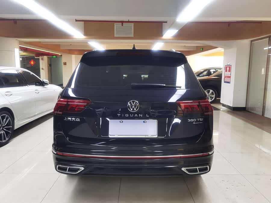 Volkswagen Tiguan L 2023 car image #6