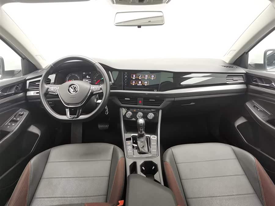 Volkswagen Bora 2020 car image #6