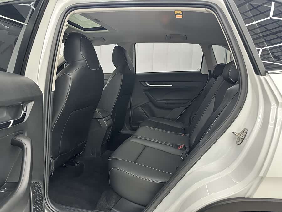 Skoda Kamiq 2023 immagine di auto #6