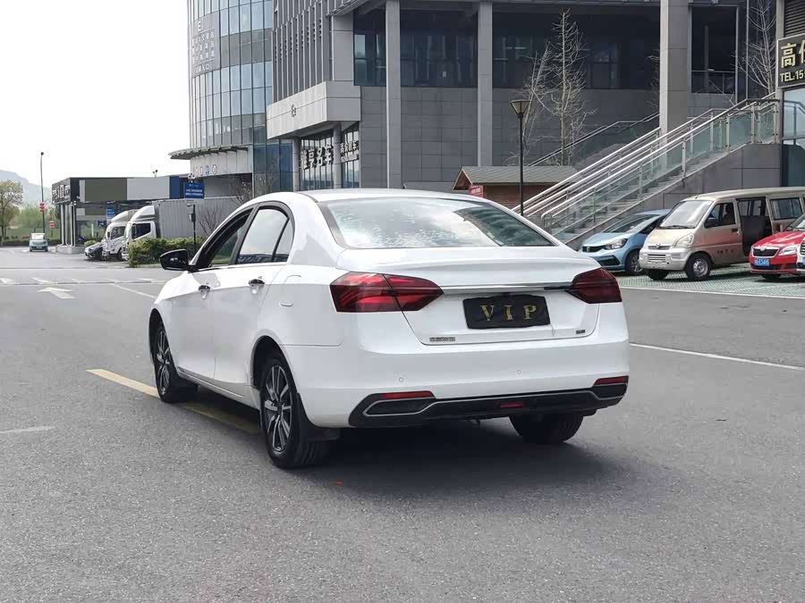 GEELY Emgrand 2019 car image #6