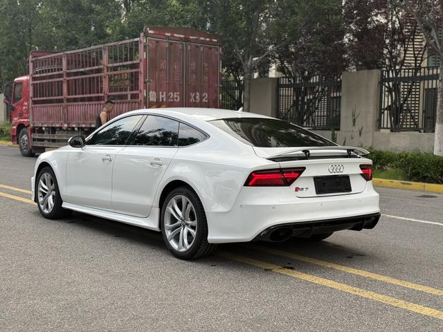 Audi S7 2014 car image #6