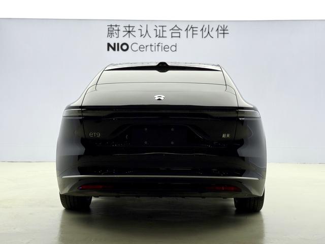 NIO ET9 2024 صورة سيارة #6