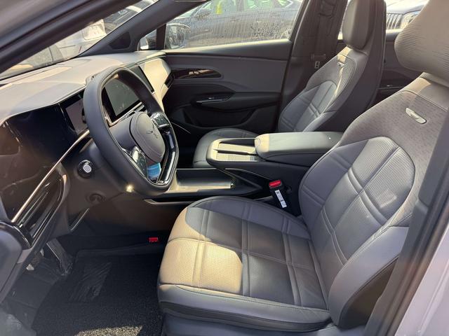 HongQi EH7 2024 car image #6