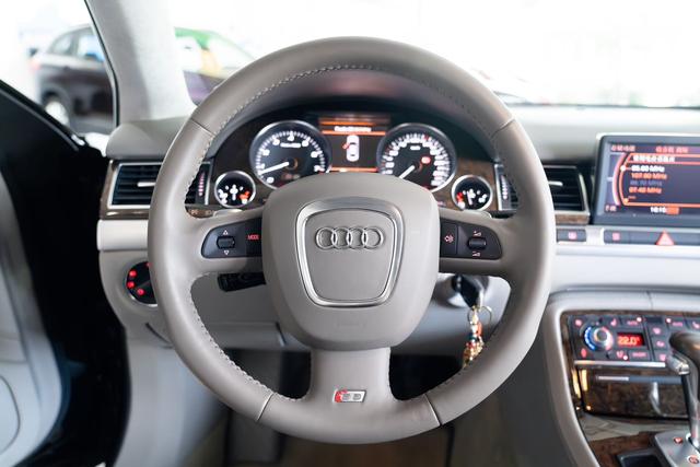 Audi S8 2008 #6 Audi S8 2008 car image #6