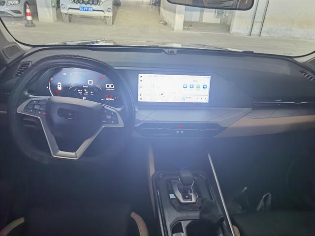 GEELY OkavangoPRO 2024 car image #6