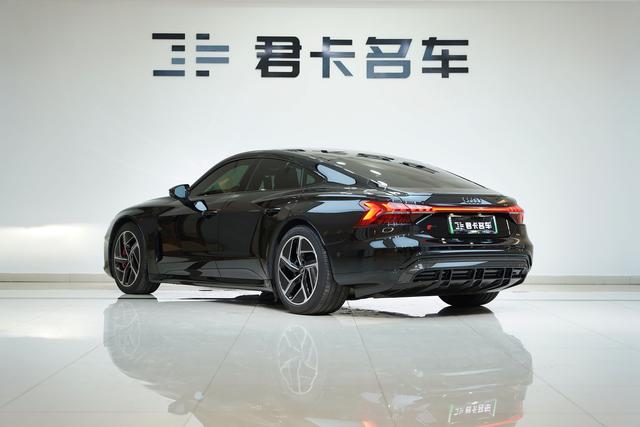 Audi RS e-tron GT 2023 car image #6