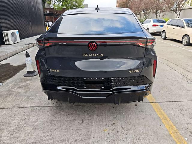 Volkswagen ID.UNYX 06 2025 image de voiture #6