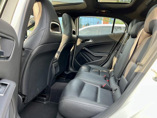 Mercedes-Benz GLA Class (Imported) 2015 #6 Mercedes-Benz GLA Class (Imported) 2015 car image #6