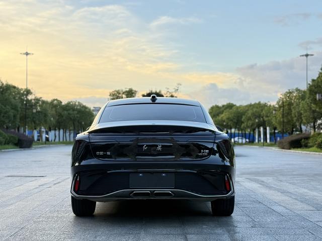 HongQi H6 2023 car image #6