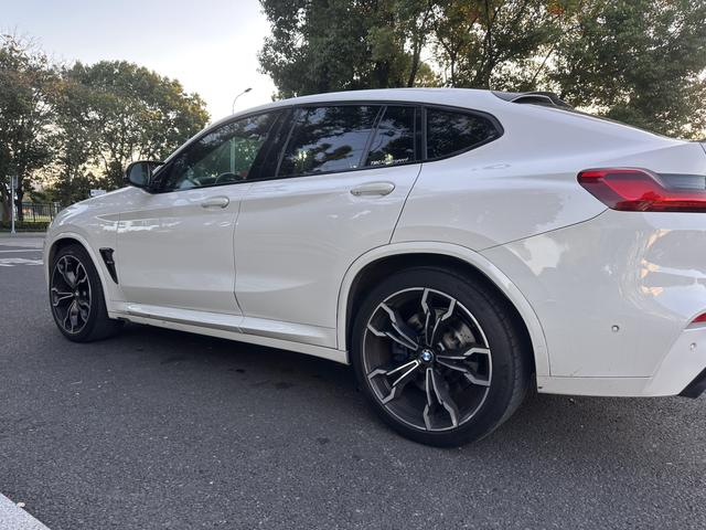 BMW X4 M 2019 car image #6