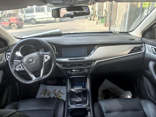 Changan Eado EV 2019 #6 Changan Eado EV 2019 immagine di auto #6