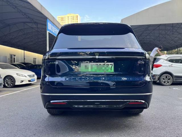 Deepal S09 2025 #6 Deepal S09 2025 car image #6