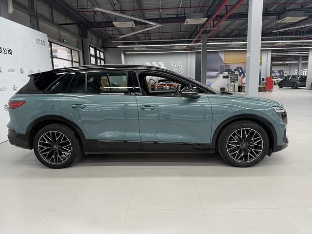 Audi Q5 e-tron 2023 immagine di auto #6