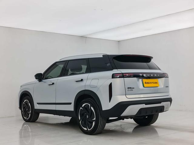 Chery Exploration 06 C-DM 2024 immagine di auto #6