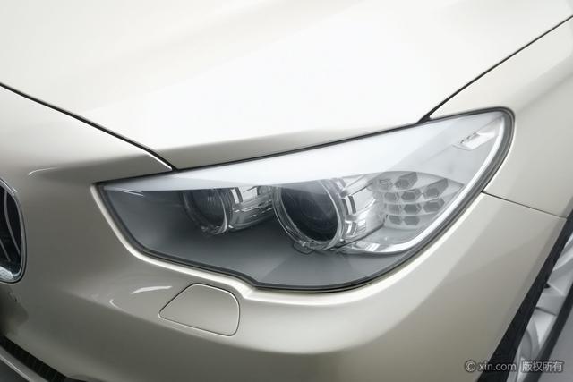 BMW 5 Series GT 2011 immagine di auto #6