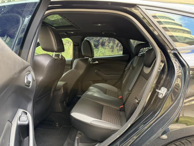 Ford Focus (Imported) 2013 #6 Ford Focus (Imported) 2013 صورة سيارة #6