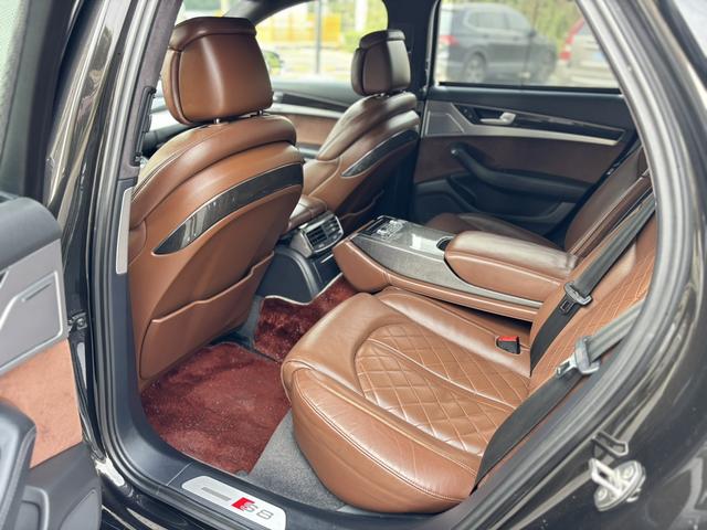 Audi S8 2016 car image #6