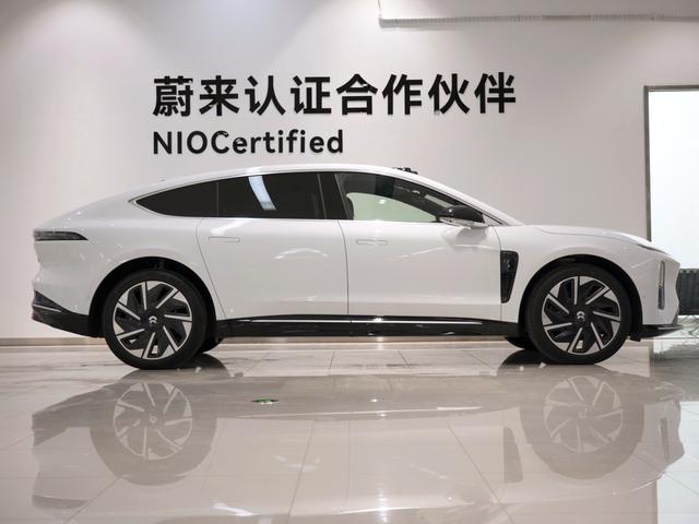 蔚来 蔚来ET9 2025 汽车图片 #6